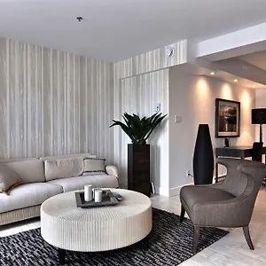 https://les-immeubles-charlevoix-le-1172.hotelsquebeccity.net